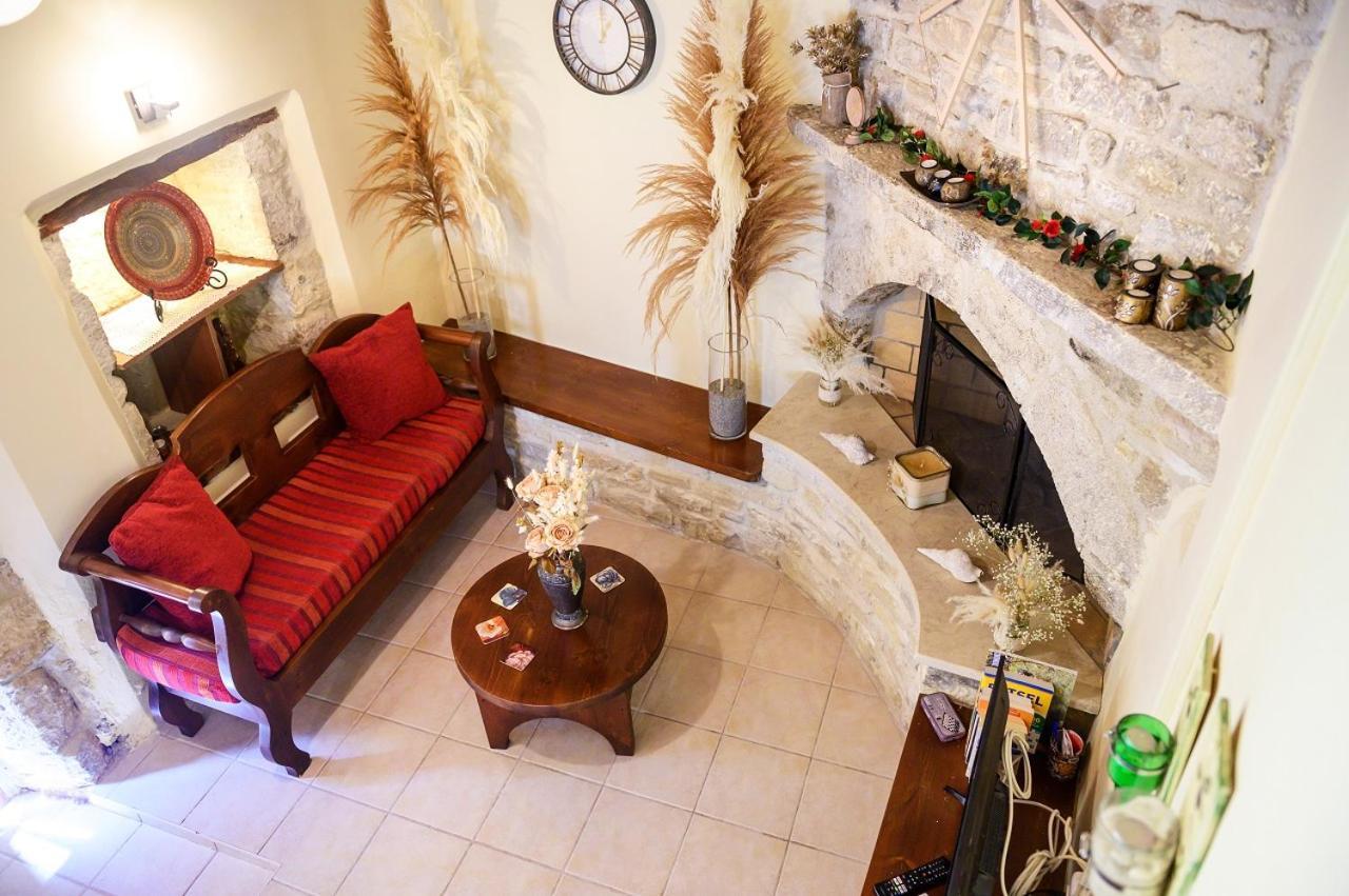 Kamilari Filoxenia Villa Bagian luar foto